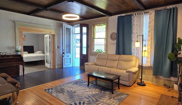 Distinguished Home, High Ceiling, Modern with Historic Charm, Great Neighborhood