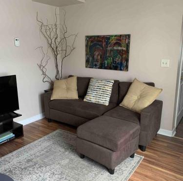 Downtown 2 bedroom 1st Floor