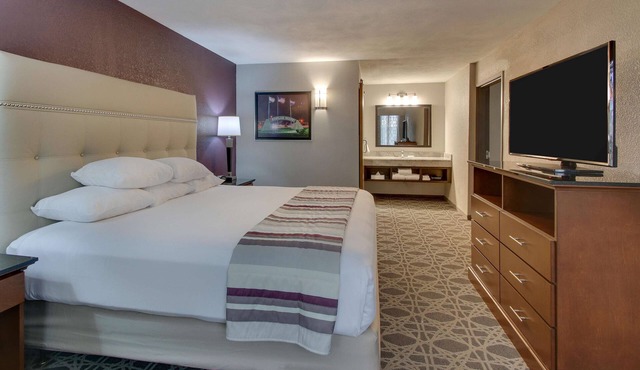 Drury Inn & Suites Poplar Bluff