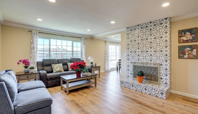 Easy SF Access! Spacious Family Home w/Yard