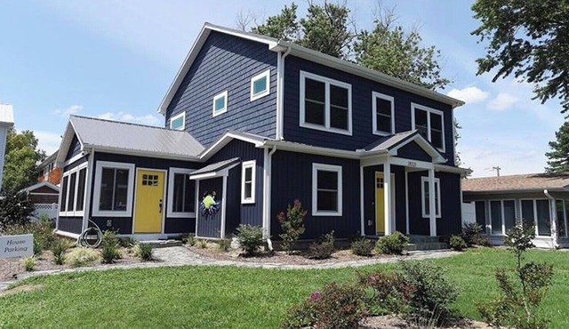 Elegant Coastal Living: Screened-In Porch, Fire Pit, & A Short Walk to the Beach