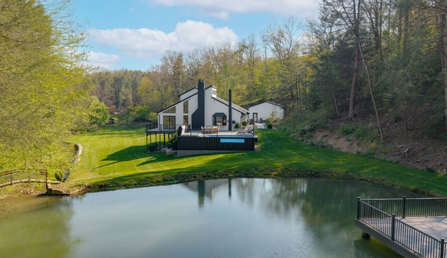 Experience the views from the hot tub or stargaze on the deck. Play games, relax around the fire pit, and make memories to last a lifetime!