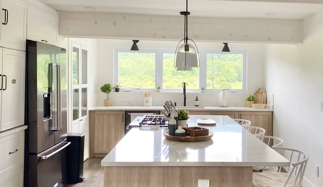 Farmhouse Chic with Mountain and Lake Views
