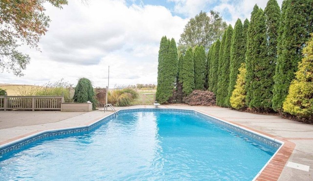 Gettysburg Farm Stay w/Pool & Barnyard Animals