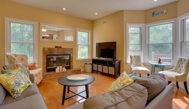 Glen Spey Home w/Grill ~ 5 Mi to Delaware River