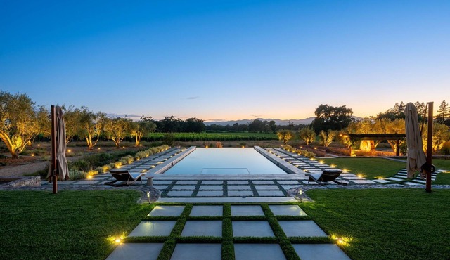 Gorgeous, private 3.5 acre estate in Napa