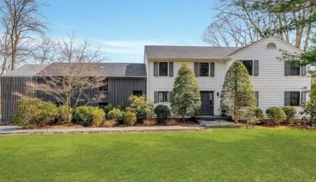 Greenwich Lakefront Estate - Private Dock, Designer Kitchen & Panoramic Views