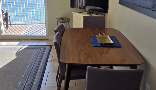 Gulf Front 1 bedroom/2 bath/Full Size twin bunk beds @ Splash @ 10th floor