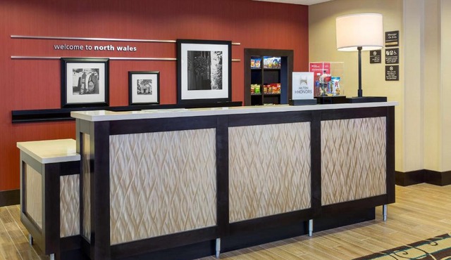 Hampton Inn & Suites Philadelphia Montgomeryville