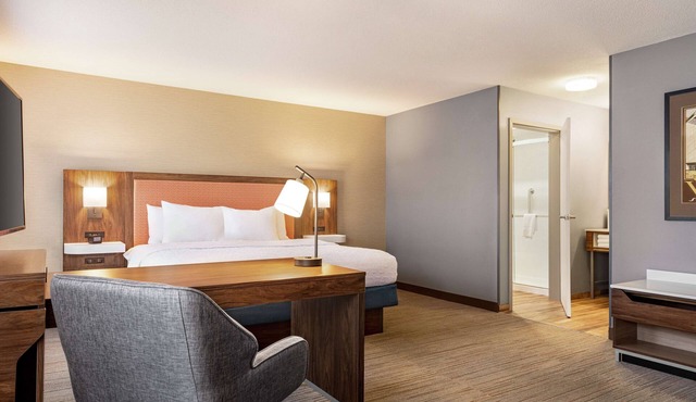 Hampton Inn & Suites Valparaiso