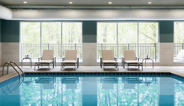 Holiday Inn Express and Suites Little Rock Downtown by IHG