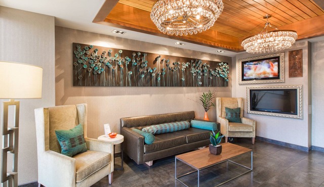 Holiday Inn Express Redwood City-Central by IHG