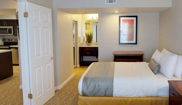 Homey 2BR Suite w/Separate Bedroom + Living Space | Free Breakfast