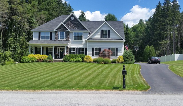 Immaculate Saratoga Home