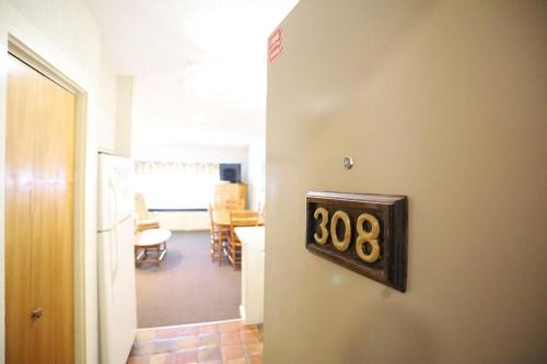 Inns of Waterville Valley 308 Two Bedroom Unit at Inns of Waterville Valley
