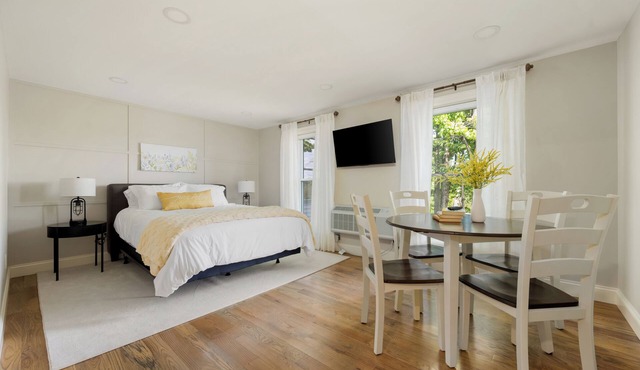 Jasmine Suite