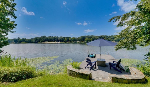 Lakefront Brewster Vacation Rental w/Private Dock