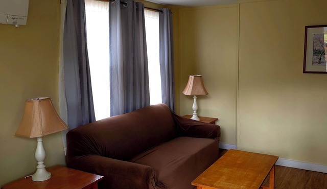 Lakefront Family Suite w/Kayaks, Kitchenette & Views – Wilton ME
