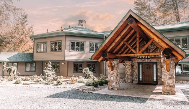 Lakefront Luxury Estate on 450-acre Maple Farm