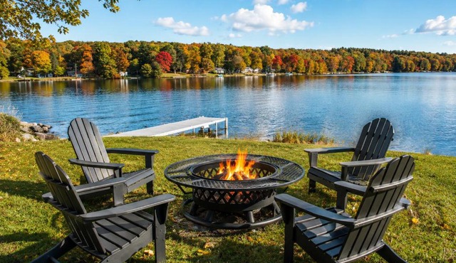 Lakefront Retreat Home- Swimming-Fishing-Boating