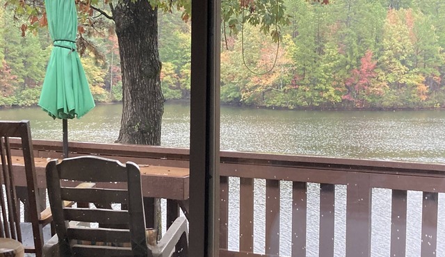 Lakefront W 6 per Spa, sauna,& 7 kayaks!