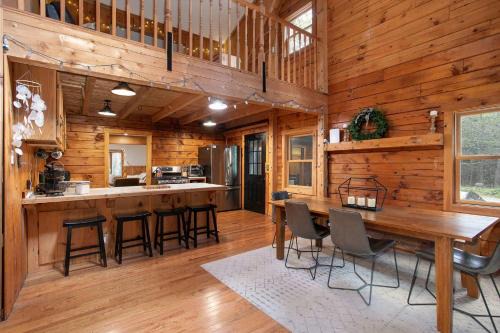 Lakes & Leisure! Spacious Berkshire Getaway