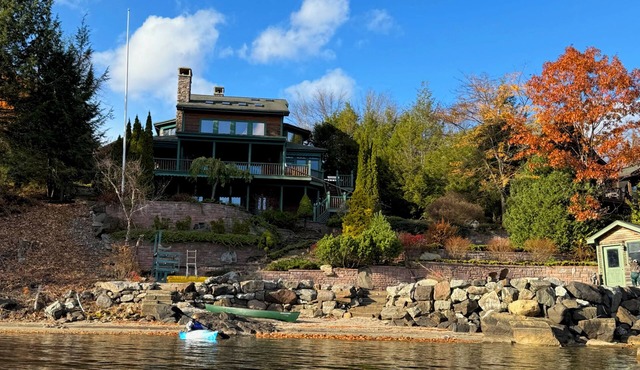 Lakeside Retreat at Schroon Lake Spacious home with lakeside access and moorings