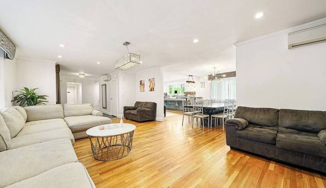 Large 7B/3B Villa w/Indoor Pool, Hot Tub, Slps 16