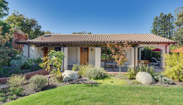 Los Gatos Guest Cottage: 2 Mi to Netflix HQ!