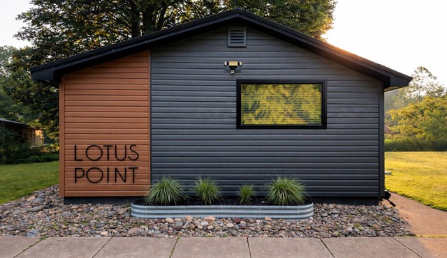 Lotus Point - Riverfront Retreat - 3BR/2BA - Stargazing - Near PA Grand Canyon