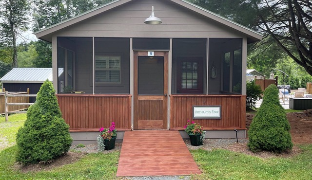 Luxury Cabin on Private Estate in Livingston Manor