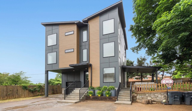 Luxury modern newly built 1bd/1ba, EV charger, 15mi BNA 7mi Broadway 6mi Vandy