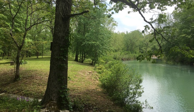 Merging Waters - Native Stone, couples cabin in the Ouachita Mts-with STARLINK