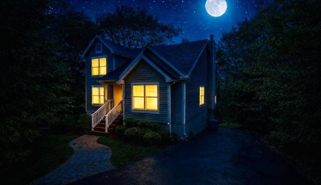 Moonlight Mountain Lodge at Camelback Mountain!