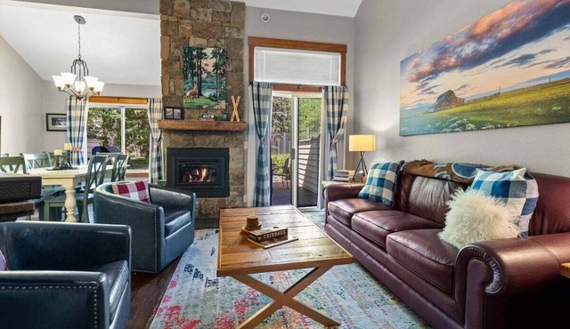 Mountain Harbor 203- Close to the Pool!