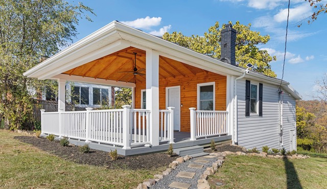 Mountain View Bungalow in Front Royal in Front Royal
