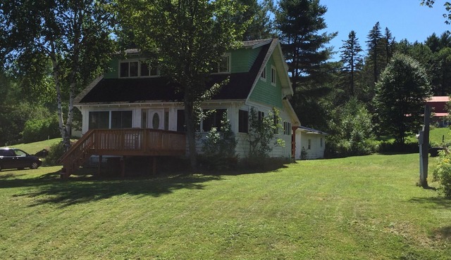 Natural Light, Hardwood Floor, 2-storey Adirondack Home, 3 Bed/2 Bath