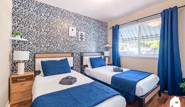 New Modern 2BR Home | Near UC & Parks + Parking