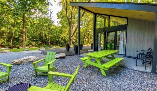 New River Gorge Cabin at Four Fillies Lodge-Wheelchair Accessible