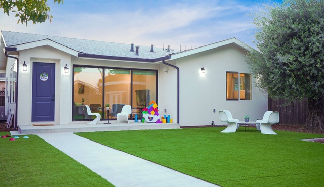 Newly Built 3BR/2.5BA Modern Retreat in Campbell