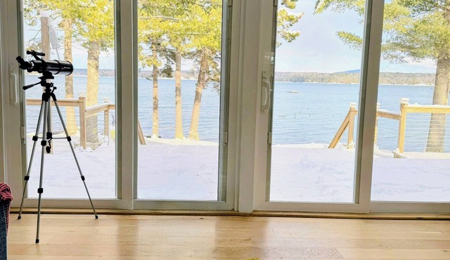Newly Listed Oceanfront Gem! 'Whale Rock Haven' Taunton Bay 30 Min to Bar Harbor in Hancock