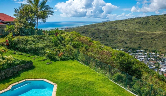 Ocean views and Private pool - Mariners Ridge Home