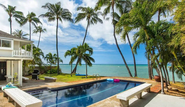 Oceanfront Home w/Pool, A/C, and stunning Sunset Views, Hale Kai