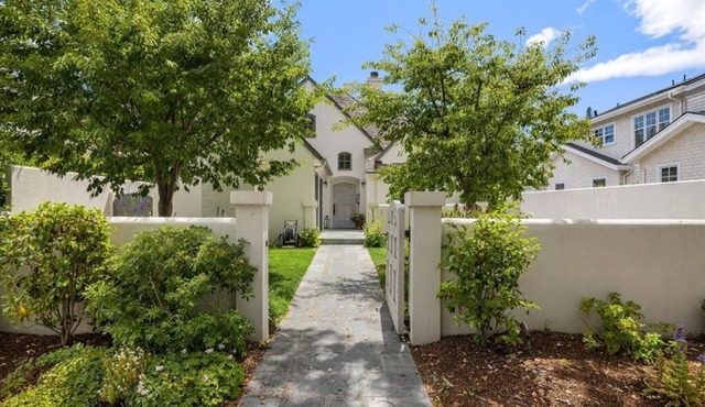 Peaceful and private 3-bedroom home in Palo Alto