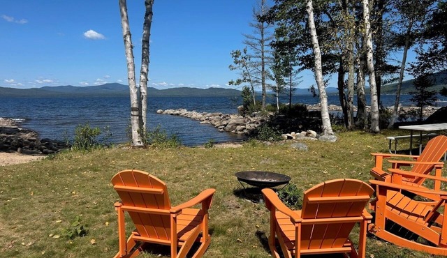 Peaceful, Secluded Waterfront Cottage with Sandy Beach