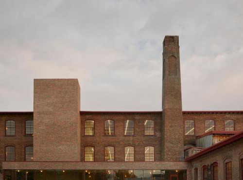 Pocketbook Hotel and Baths