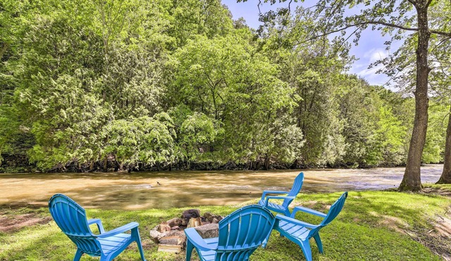Private Riverfront Escape w/ Fire Pit & Grill