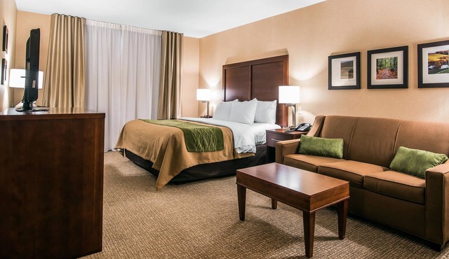 Quality Inn & Suites Towanda
