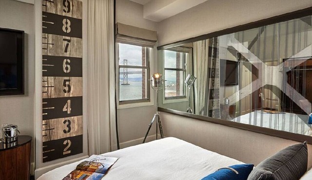 Queen Room with Direct Bay Bridge Views + Free Breakfast & Pet-Friendly
