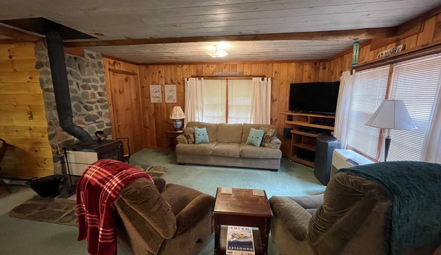 Rangeley's Edge Cabin